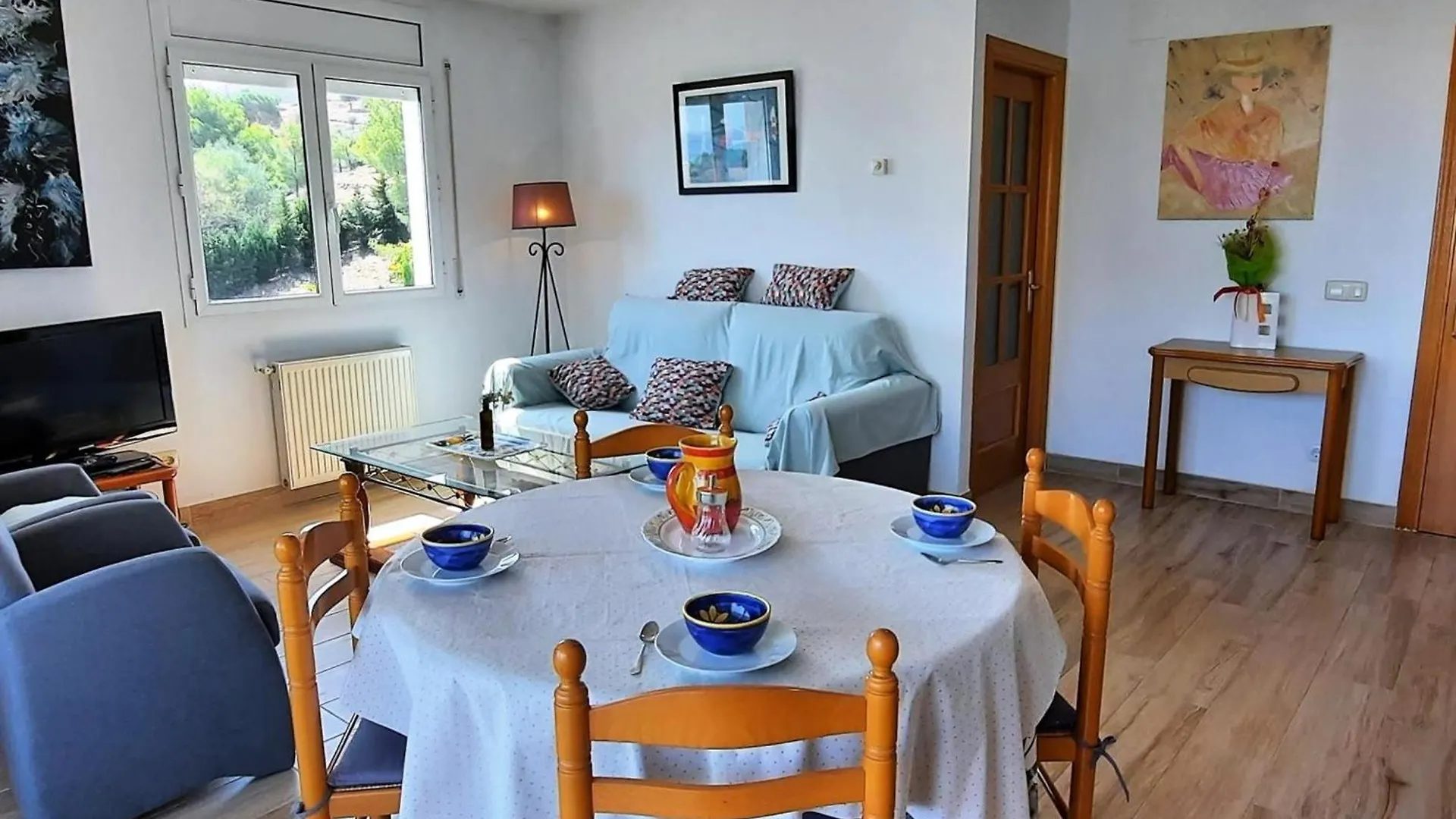 Apartamento En Llanca Con Piscina Privada, Wifi, Aparcamiento Y Se Aceptan Mascotas - Es-170-60