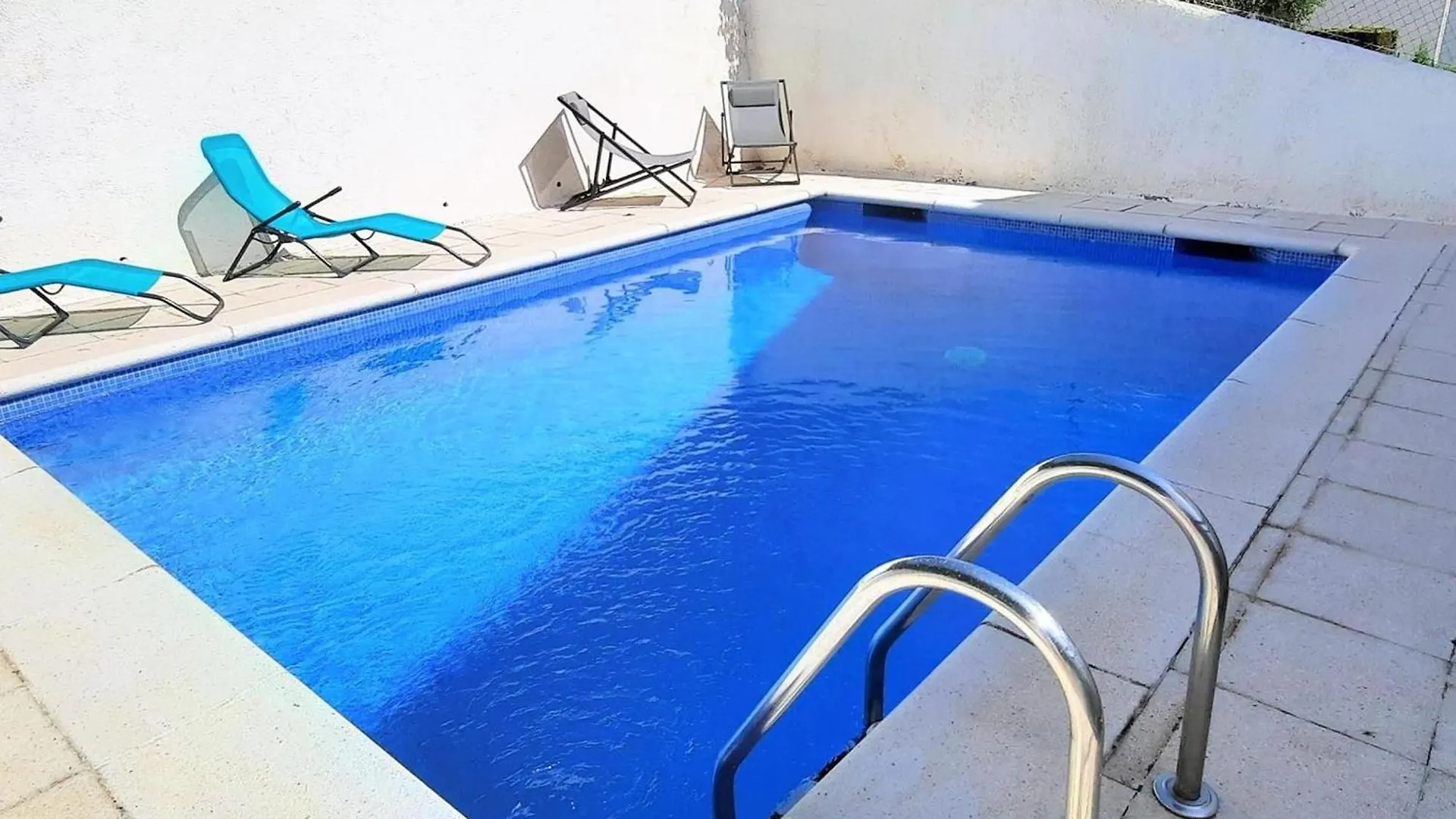 Apartamento En Llanca Con Piscina Privada, Wifi, Aparcamiento Y Se Aceptan Mascotas - Es-170-60 España