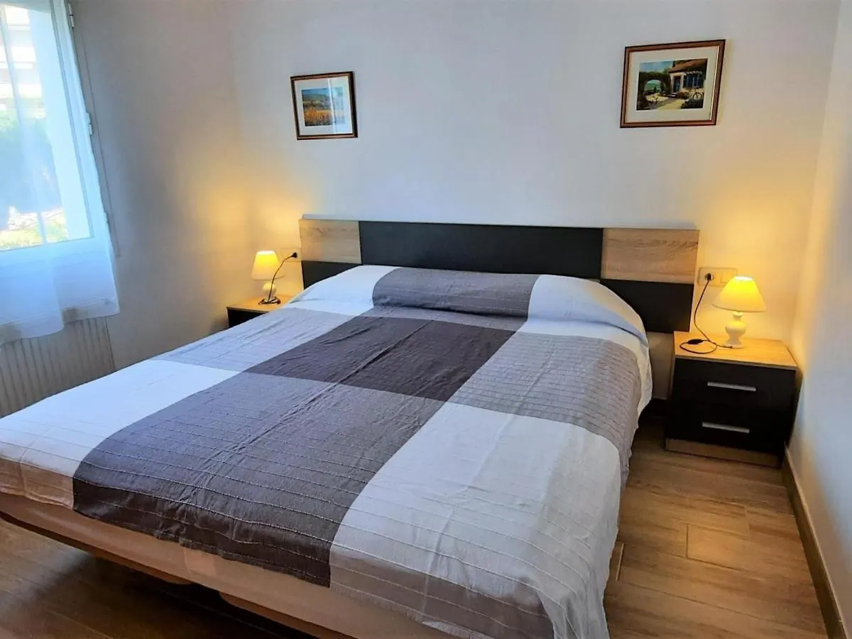 Apartment Apartamento En Llanca Con Piscina Privada, Wifi, Aparcamiento Y Se Aceptan Mascotas - Es-170-60